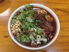 正宗牛肉面-汪胖子襄阳牛肉面(华丰路店)