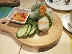 越南传统生包鲜虾春卷-来龙里 精致 东南亚餐室(万象城店)