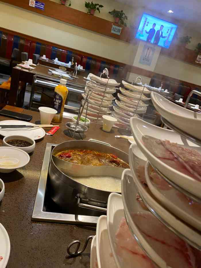 鲜尚轩斑鱼庄-"服务非常好的一家餐厅.料碗台的小菜个人非.