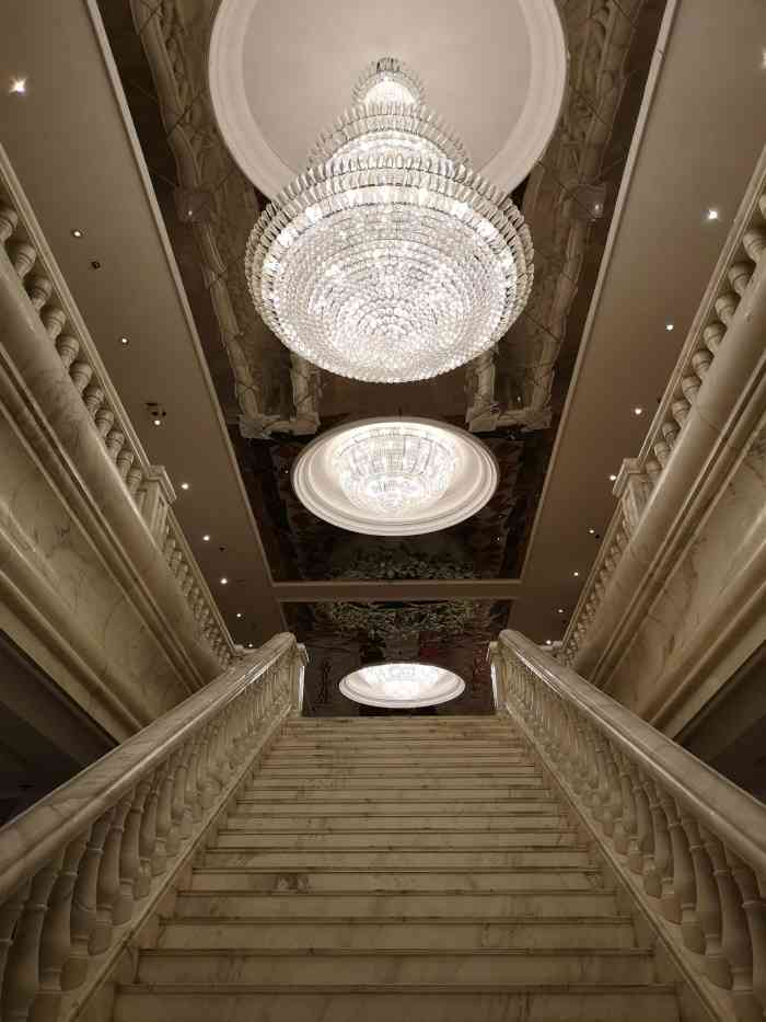 红顶食府(潜山路店)