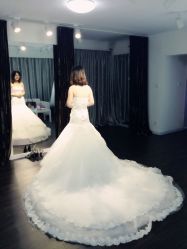 服装-In March三月艺术婚礼