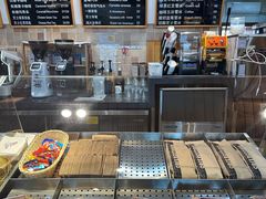 -劳顶笨咖啡(丽水宜家店)