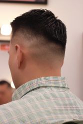 -HEADSTAR BARBERSHOP·男士理发店