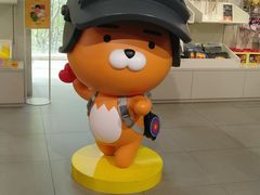 -LINE FRIENDS Garosu-gil Flagship Store