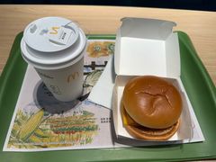 -麦当劳(轻轨曹杨路店)
