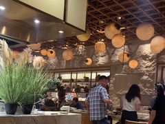 -雍和会海鲜姿造自助(湖东路店)