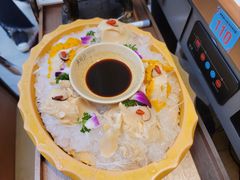 -老牌坊云南鱼豆花火锅(哈西万达店)