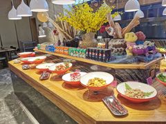 自助取餐区-茅庐川菜