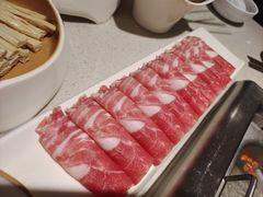 -海底捞火锅鲜切牛肉主题店(长寿路店)