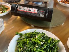 -芦茨金富饭庄·25年老字号·专做稻草鸡
