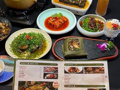 -桥边小楼·手工云南菜·古城观景小楼儿