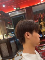 -东方先生国潮男士理发馆