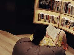 -涨巢·潮玩水疗局