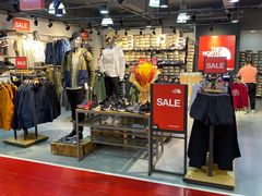 -法雅体育工厂店(皂君庙路店)