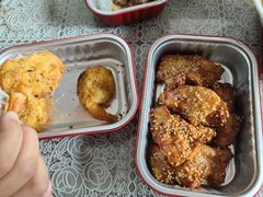 -必胜客宅急送(真北乐购店)