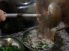 -正宗杨记普洱酸醋米线(总店)