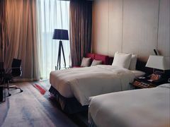 -广州天河希尔顿酒店