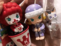 -泡泡玛特POPMART(黄岛新城吾悦店)