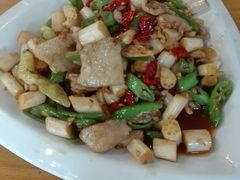 藕尖小炒肉-万景饭店·鱼街农家菜