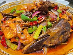 -休记光头香辣蟹干锅店(衣冠庙店)