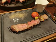 -恰餐厅及酒吧 CHAR Bar & Grill (北京丽都皇冠假日店)