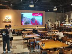 -HUZI虎滋精酿餐吧(京西大悦城店)