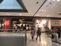 -东荟城名店仓