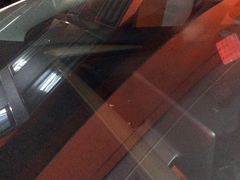 -鲨鱼皮汽车凹陷玻璃修复(静安店)