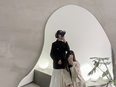 -洪小鹏生活美学馆(领SHOW天地店)
