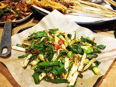 -何师烧烤Pro ·江湖川菜·小龙虾·精酿(太古里旗舰店)