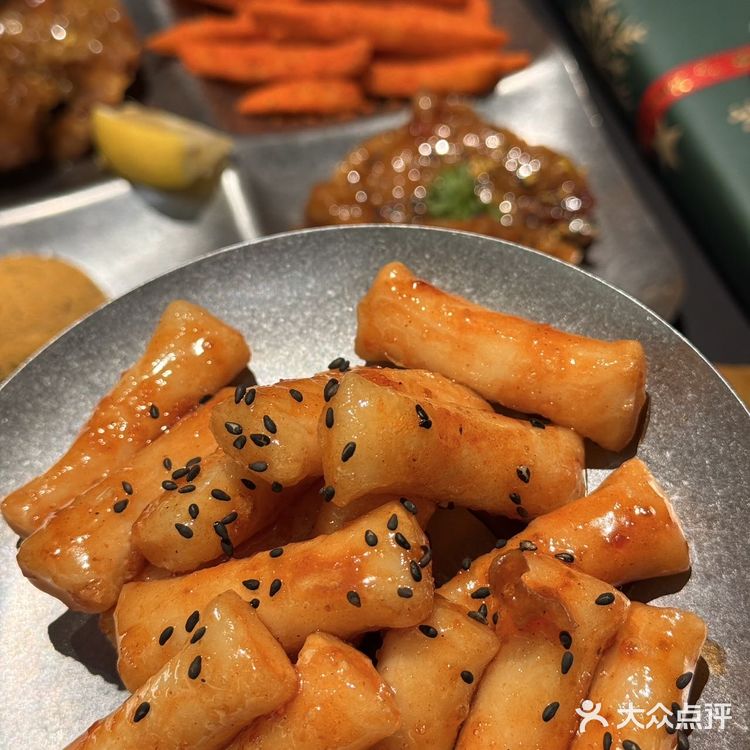 轻奢炸鸡新贵——Tombliboo圣诞遇记