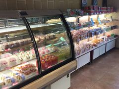 面包甜点陈列柜-味多美蛋糕(三元桥店)