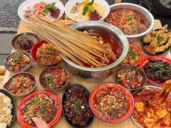 -拐枣巷小串串(财大店)