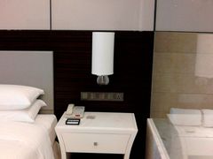 床头柜-玉环福朋喜来登酒店