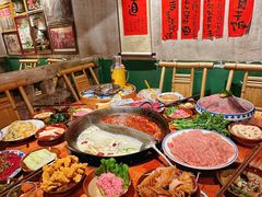 -周小明火锅(黑金冠社区店)