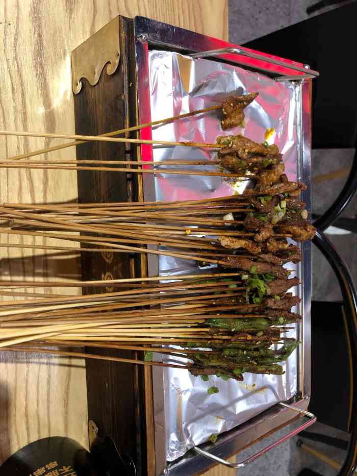 味道中规中矩,作为一家宜宾烧烤没有半壮肉买有点遗憾.