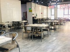 大堂-凤凰路何眼镜香辣蟹(花果园店)