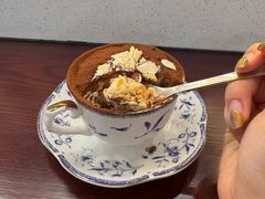 -Café Monson