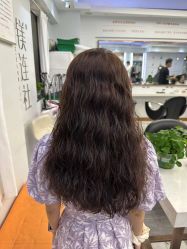 -镁连社·美联社