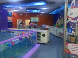 -海豚啵啵体智能游泳馆(惠山万达广场店)