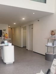 -JNK皮肤管理中心