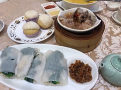 -伯爵名宴