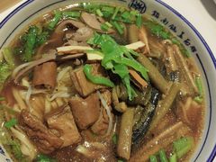 -镇南锅盖面馆(解放路店)