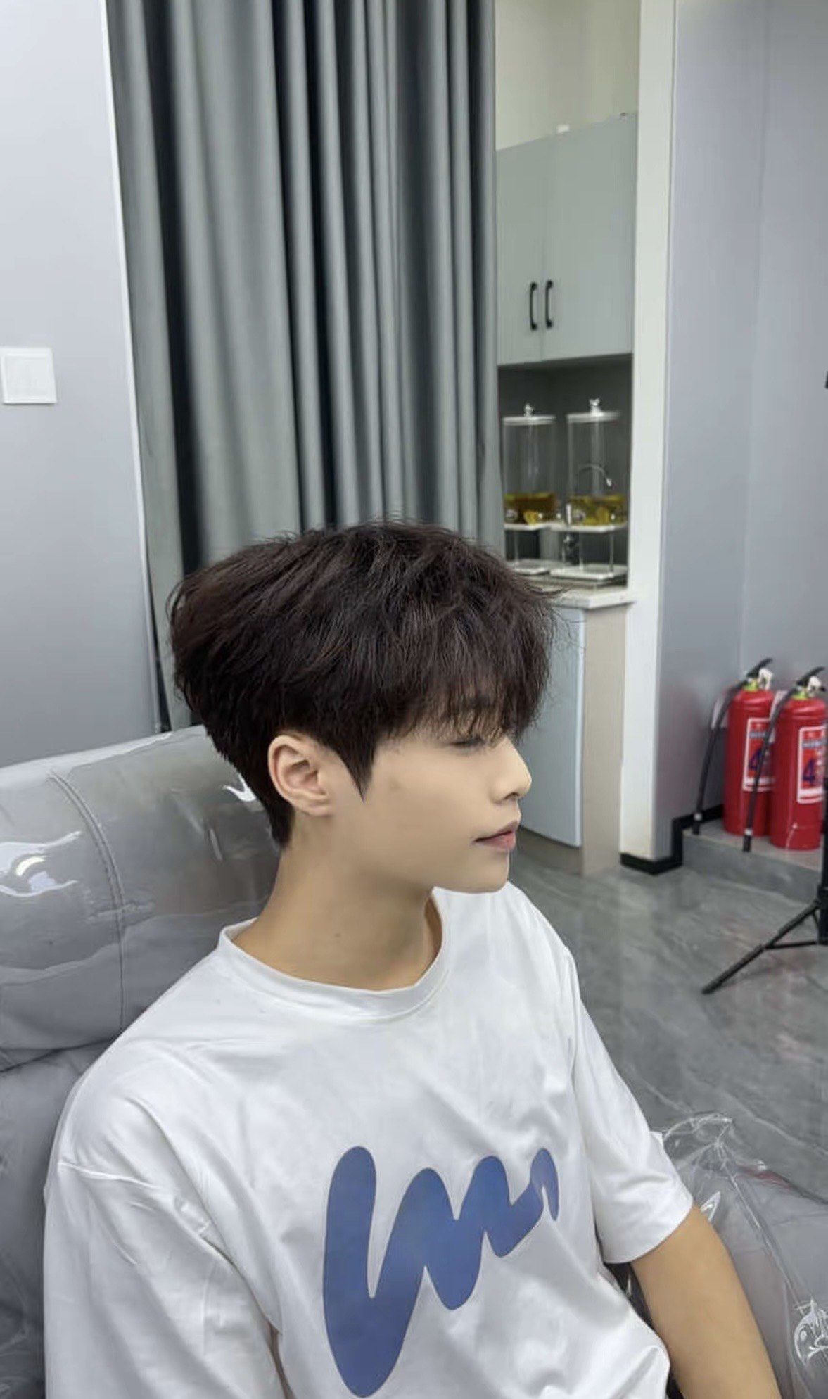 潮流男短发look