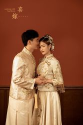 -雪中彩影婚纱摄影·微光艺术中心