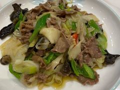 -犇逸·乐山跷脚牛肉·四川现炒(览海店)