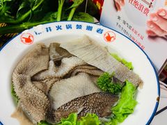 -喜悦小串丹东小黄牛海鲜烧烤大排档(民主广场店)