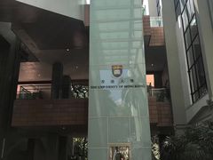 -香港大学