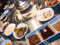 -韩聚屋韩国烤肉餐厅(新北万达店)