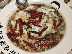 -江渔儿酸菜鱼(曜一城店)